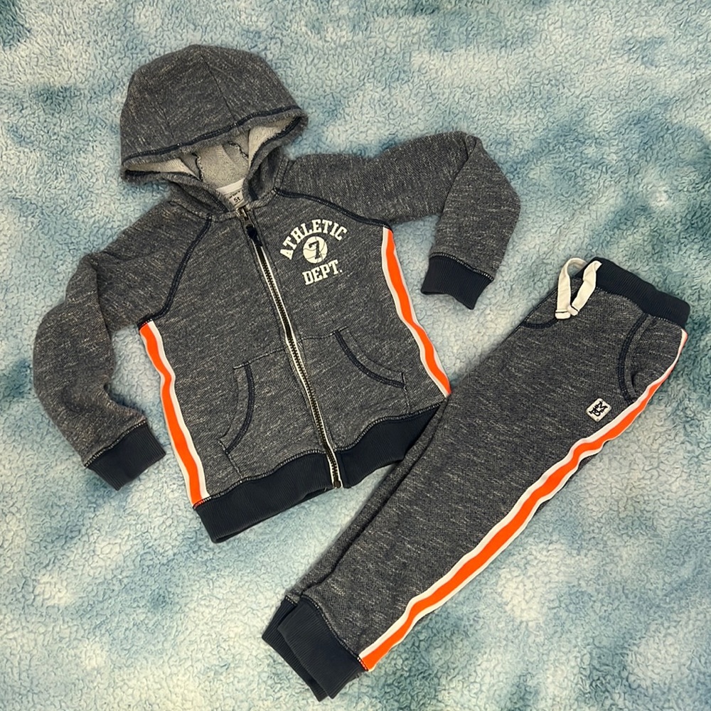 Kids running suit, athletic set